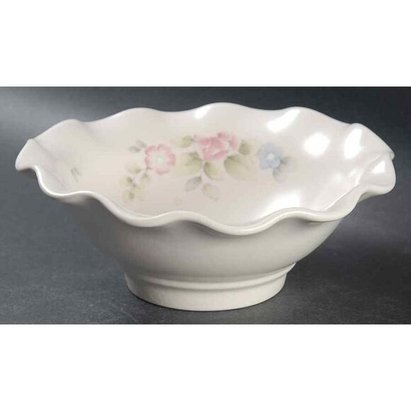 Pfaltzgraff Small Round Fluted Bowl Tea Rose In Beautiful Condition - Picture 1 of 2
